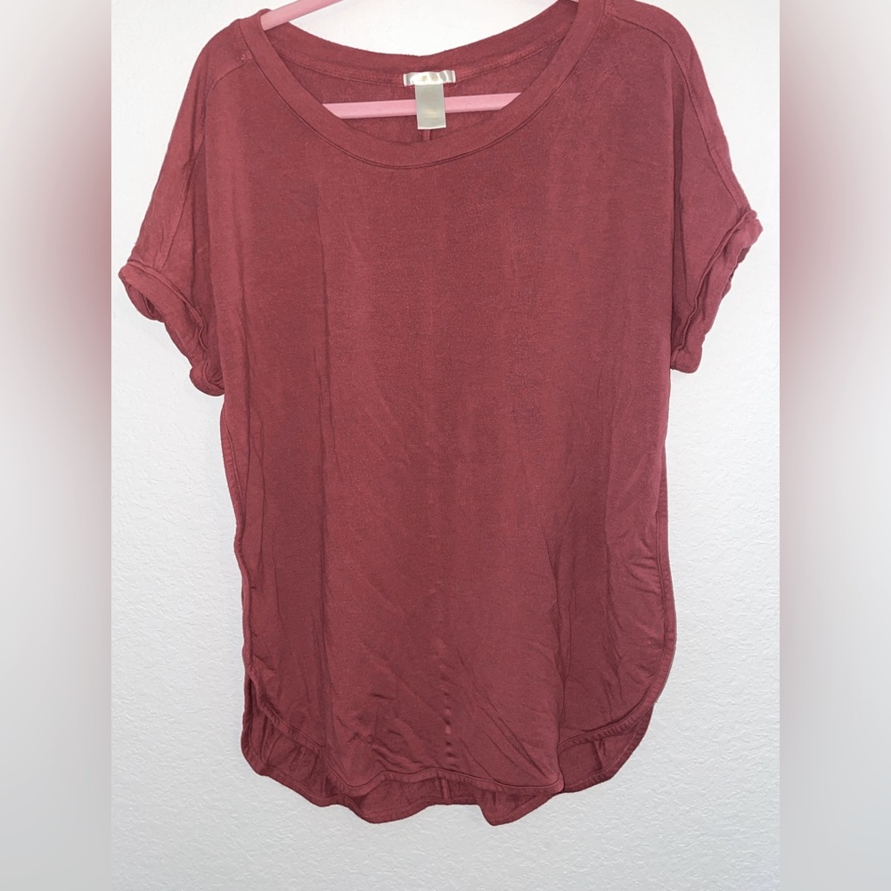 Burnt orange work out shirt , size L, Loose fitted